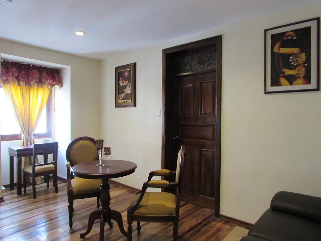 San Blas House & Suites Quito