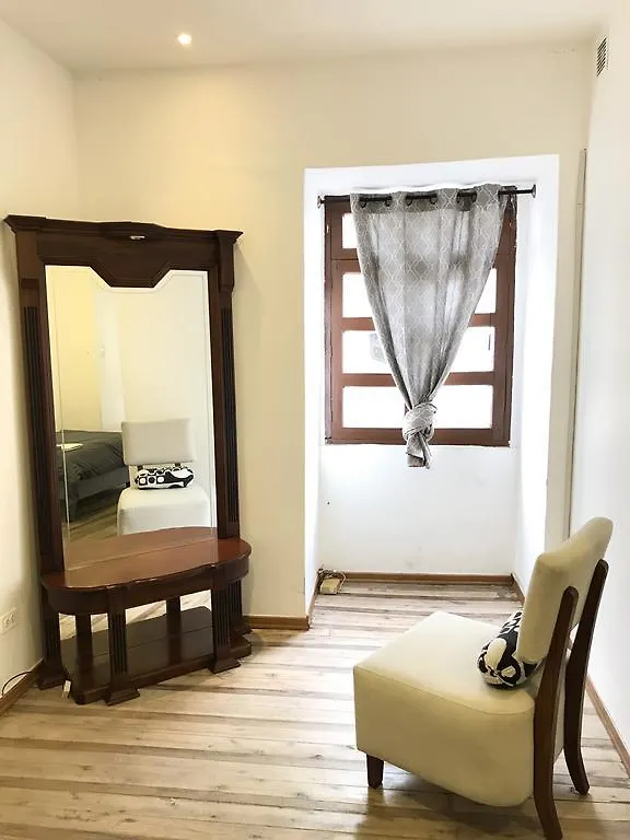 San Blas House & Suites Quito 0*,  Ecuador