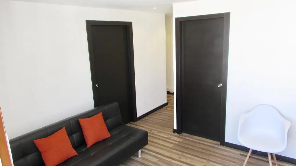 San Blas House & Suites Quito 0*,  Ecuador