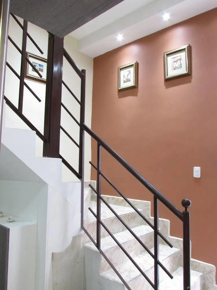San Blas House & Suites Quito 0*,  Ecuador